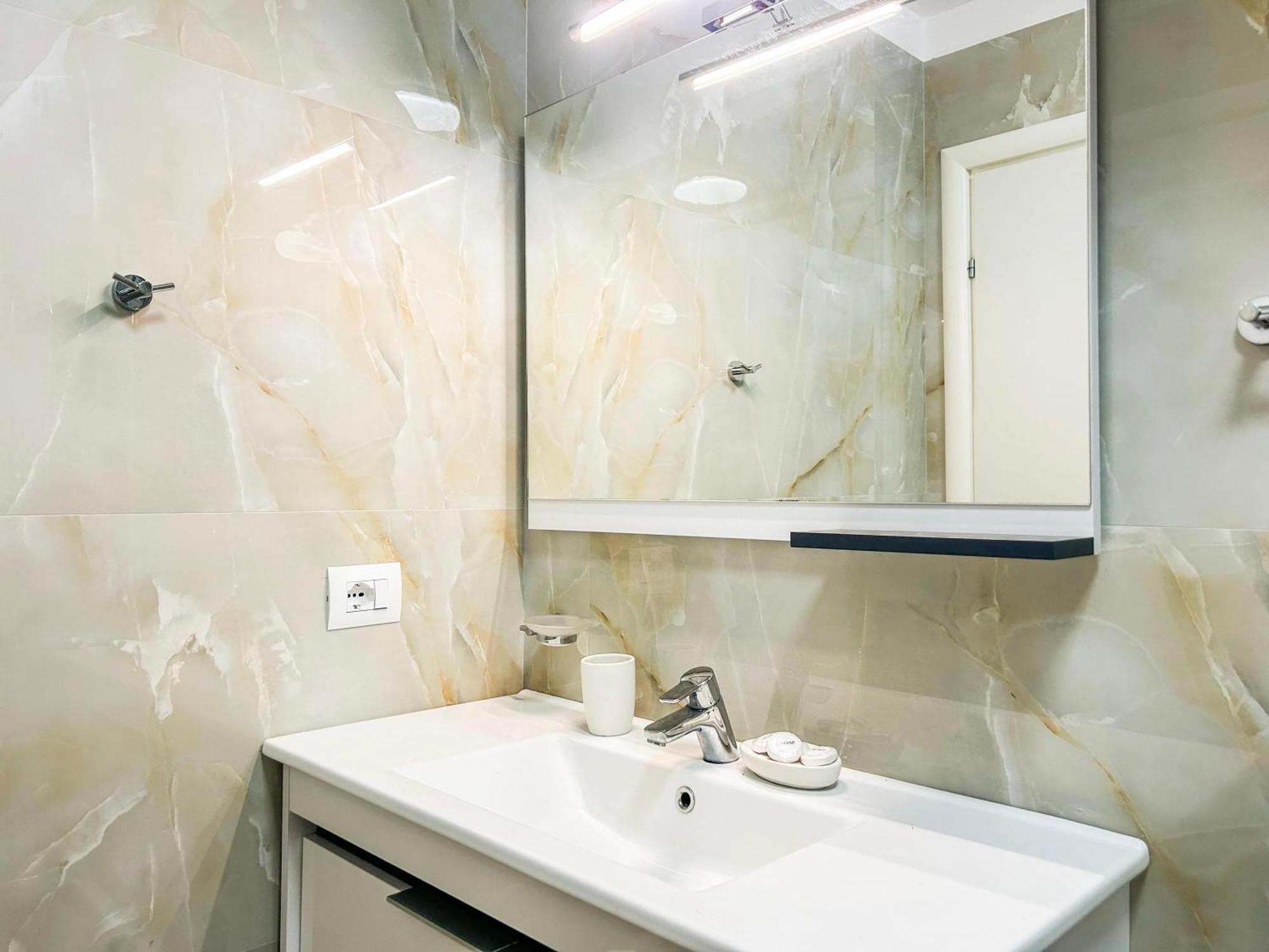 Costante 614 Apartman Durrës Kültér fotó
